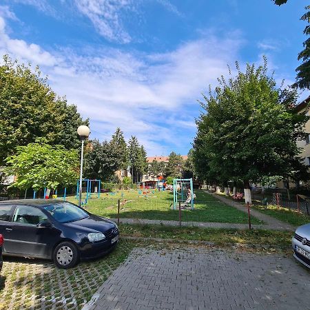 My Cozy Nest - 2 Rooms Apartment Târgu-Mureş Exterior foto